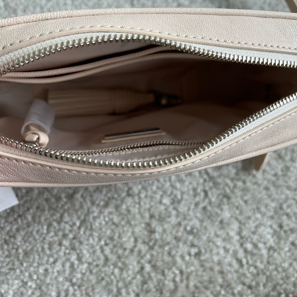 NWT Tory Burch Camera Bag - Picture 4 of 7